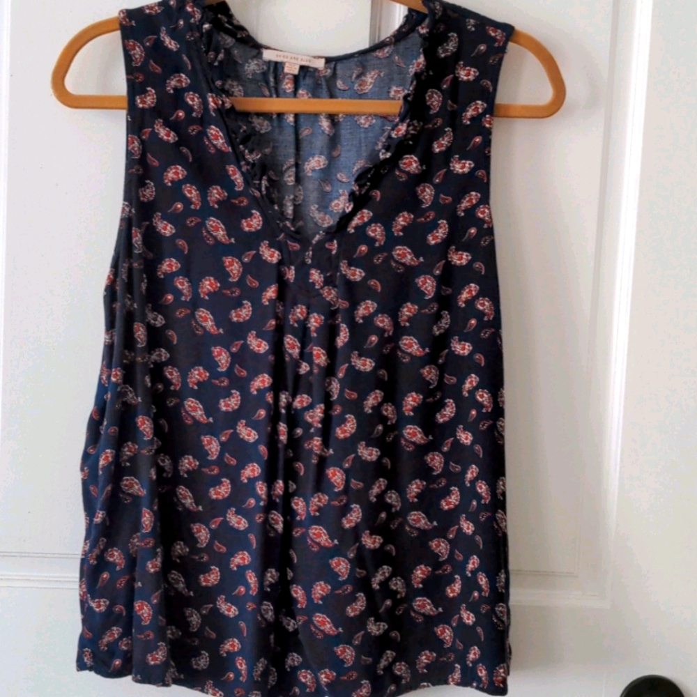 Paisley notch neckline tank